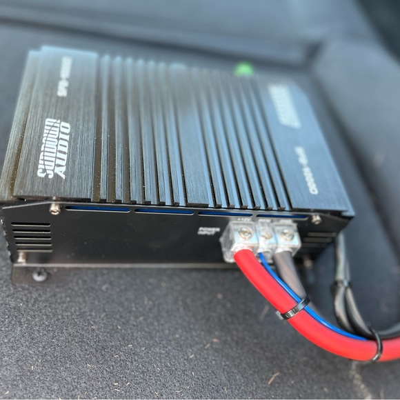 1000 watt sundown amp works great had it for 2 weeks just got a 2k I want bigger - Picture 5 of 6